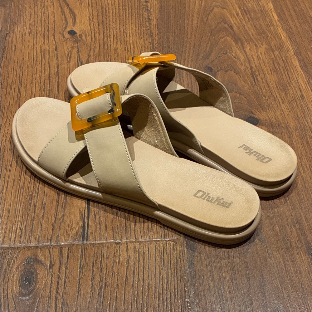 OluKai Women's Sandals with Tan Straps and Orange Buckle - Picture 3 of 5